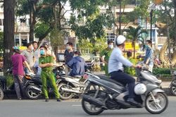Người đàn ông bị đâm chết ở vỉa hè TP.HCM