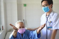 Cứu sống bệnh nhân bị đột quỵ không cần phẫu thuật