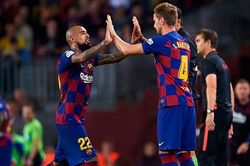 MU tranh thủ 'cướp' 4 ngôi sao của Barca
