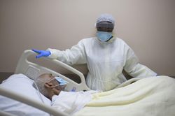 Bầu cử Mỹ: Liệu ông Trump và đội cố vấn đang 'lạc quan thái quá' trước 'mùa thu khắc nghiệt'?