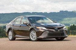 Top 10 ôtô bán chạy nhất tại Mỹ: Toyota áp đảo