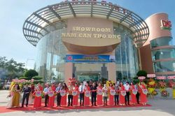 Khánh thành Showroom ô tô Đại học Nam Cần Thơ