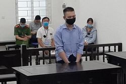 Nam thanh niên mang dao bầu đi nói chuyện… tình yêu