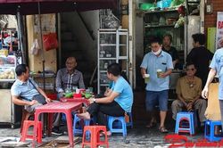 Hà Nội trước giờ giãn cách nhà hàng, cà phê, quán bia