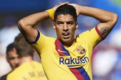 Barca gây áp lực với dàn sao từ chối rời CLB