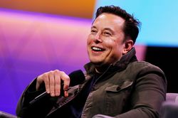 Có thêm gần 8 tỷ USD, Elon Musk trở thành người giàu thứ tư thế giới