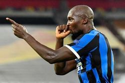 MU đã sai lầm khi bán Lukaku cho Inter?