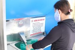 Ứng dụng công nghệ tại ATM gạo hỗ trợ người nghèo