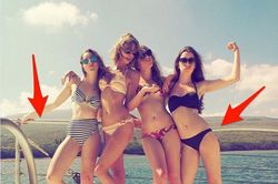 Loạt sự cố Photoshop thảm họa khiến sao nổi tiếng muốn 'độn thổ'
