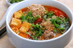 Món bún riêu cua đậm đà hương vị, thơm ngon đến miếng cuối cùng
