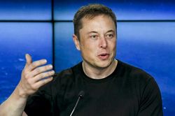 Elon Musk trở thành người giàu thứ 4 thế giới nhờ tài sản tăng 8 tỷ USD trong một ngày