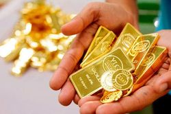 Vàng thế giới tăng dựng đứng 50 USD/ounce, thị trường trong nước lại tăng