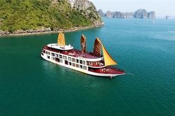 Covid-19 bùng phát, du lịch làm gì để vượt qua?