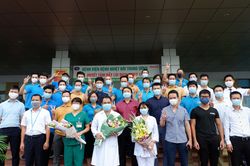 Bác sĩ đón đoàn từ Guinea Xích Đạo sẵn sàng cho cuộc chiến mới