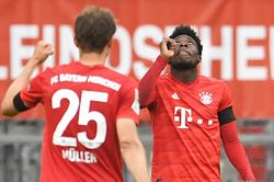 Bayern Munich: Mueller và Davies, những mũi khoan lợi hại của Flick