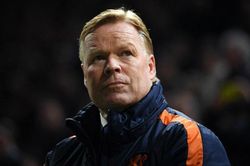 Vừa đến Barcelona, Koeman đã đối diện nguy cơ bị sa thải ngay mùa sau