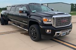 Bán tải 'hàng khủng' GMC Sierra Denali HD độ tới 6 cửa