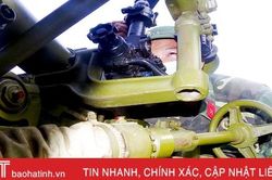 Lực lượng dự bị động viên Hà Tĩnh say sưa trên thao trường huấn luyện pháo D-44 85 mm