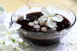 Bài thuốc chữa bệnh thần kỳ từ đỗ đen