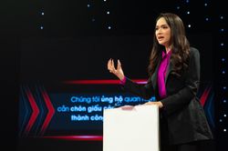 Hương Giang: 'Quyết định dù lạnh lùng đều phải xuất phát từ trái tim'