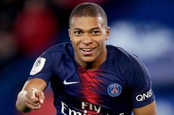 'Mbappe sẽ ở vị thế thống trị khi Messi và Ronaldo treo giày'