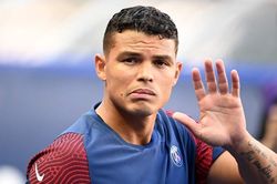 Chelsea trải thảm đỏ mời 'lão tướng' Thiago Silva