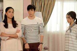 Bố chồng hùng hổ đòi ly hôn khiến cả nhà tôi nháo nhào, ai ngờ mẹ chồng lập tức ký đơn rồi tuyên bố một điều khiến con cái phục sát đất