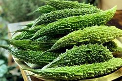 Những người không nên ăn mướp đắng tránh nguy hại sức khỏe