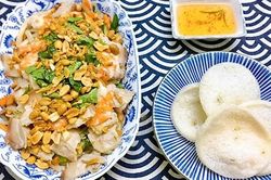 Gỏi ngó sen tôm thịt