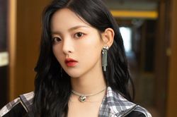 Dương Siêu Việt bị người hâm mộ gây sức ép