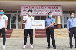 Người quan sát: Nhà nghèo sinh con hiếu