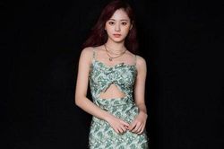 Những nữ idol Kpop sở hữu body chuẩn 'từng milimet', đôi chân dài đáng 'giá ngàn vàng' khiến fan 'mê mệt'