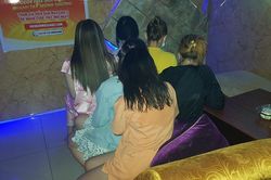 Đột kích điểm massage Điêu Thuyền có suất 'vua đặc biệt' với giá 5 triệu đồng