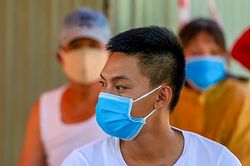 Hơn 400 người kẹt ở tâm dịch không lên xe về quê