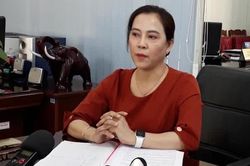 Hiệu trưởng bị khiển trách vì tự ý thu tiền tăng tiết