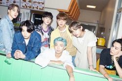 'Dynamite' của BTS càn quét BXH iTunes, phá kỷ lục toàn cầu