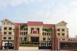 Quảng Nam: Tạm đình chỉ công tác 2 cán bộ huyện Nông Sơn