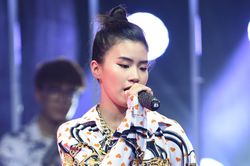 Huấn luyện viên King of Rap dùng tiền chiêu mộ thí sinh