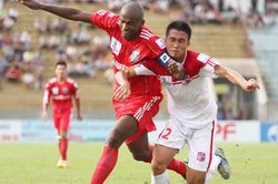 Ngoại binh kiếm 60 tỷ đồng nhờ V-League