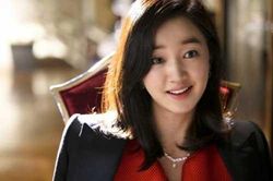 Ngày ra tòa ly hôn, tôi đeo bộ trang sức 2 tỷ khiến chồng cũ kinh ngạc 'bật ngửa'