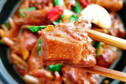 Bia ông xã uống không hết, vợ cho vào nấu ra món cực ngon khiến chồng tròn mắt