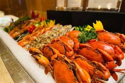 Thưởng thức buffet hải sản tại 3 nhà hàng ở TP.HCM