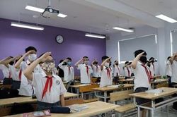 Khai giảng theo hình thức trực tuyến tại những địa phương thực hiện giãn cách xã hội