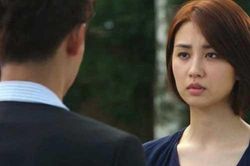 Chồng ngoại tình đột ngột quay về đòi hàn gắn, vợ liền chìa ra thứ này rồi nói một câu 'đau thấu tim gan'