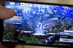 Apple lần đầu phản pháo, khẳng định 'cha đẻ' Fortnite đã đòi 'chăm sóc đặc biệt'