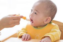 Thực đơn ăn dặm kiểu Nhật cho trẻ từ 5 đến 8 tháng tuổi
