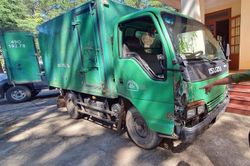Lâm tặc rồ ga lao thẳng vào lực lượng kiểm lâm
