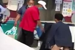 Nghe tin chồng qua đời ở khách sạn, vợ đau đớn nhận thi thể nhưng sốc hơn khi phát hiện hành động đáng xấu hổ của anh lúc còn sống