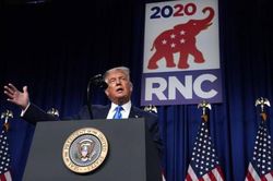 Đảng Cộng hòa chính thức đề cử ông Donald Trump ra tranh cử Tổng thống