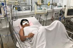 Cứu sống bệnh nhi sốt xuất huyết nặng